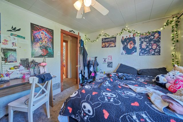 126 Scout AVENUE, Carrick, PA 15210