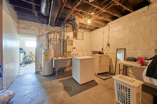 126 Scout AVENUE, Carrick, PA 15210