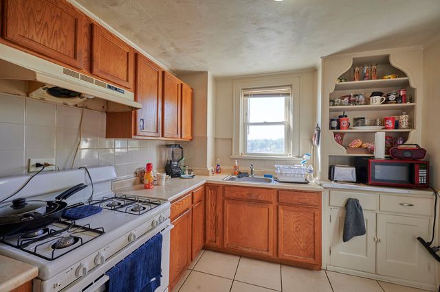 126 Scout AVENUE, Carrick, PA 15210