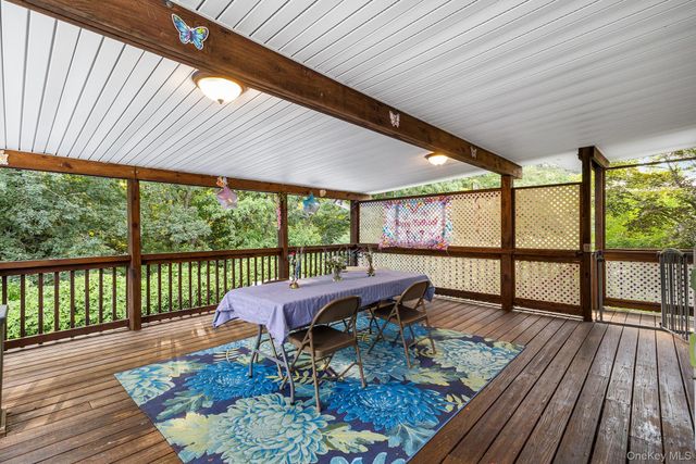 10 Junard Boulevard, Port Jefferson Station, NY 11776