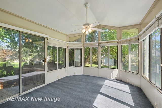 4439 W Edge Way, Burton, MI 48439