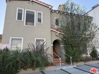 855 S Shenandoah Street 2, Los Angeles, CA 90035