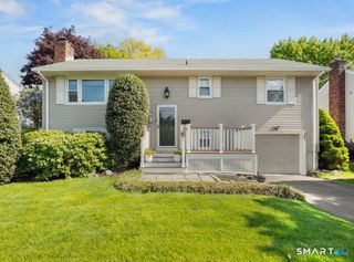 24 Heather Lane, Norwalk, CT 06851