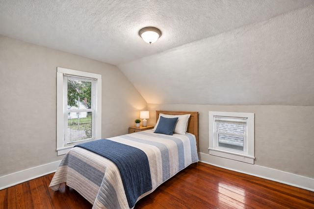 2540 Capitol Avenue, Des Moines, IA 50317