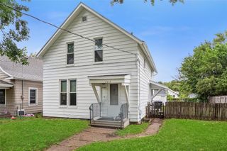 2540 Capitol Avenue, Des Moines, IA 50317