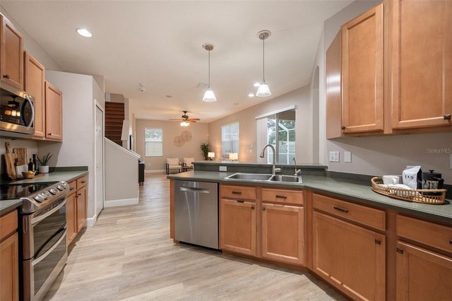 4883 W BREEZE CIRCLE, Palm Harbor, FL 34683