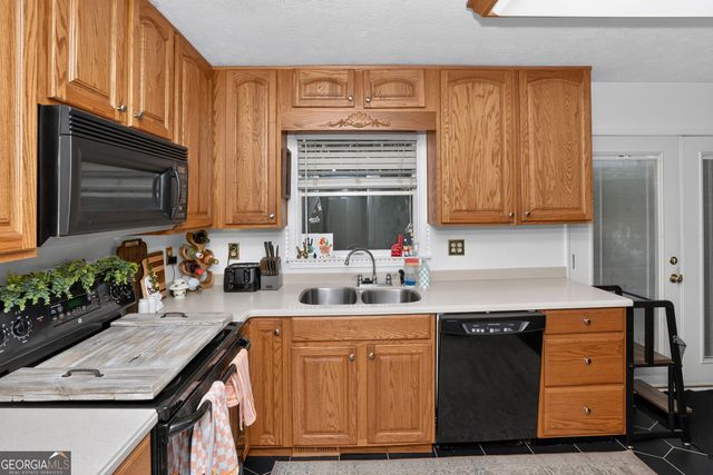 232 Clark Road, Griffin, GA 30224