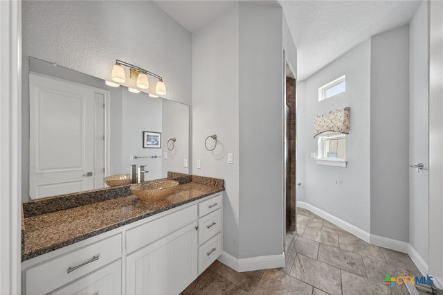 505 Persimmon Trail, New Braunfels, TX 78130