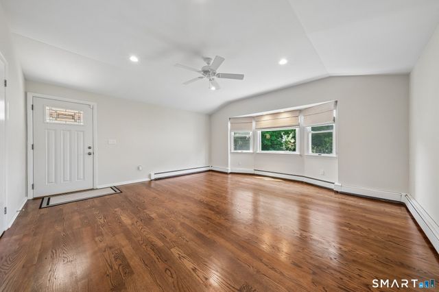 10 Wells Avenue, Stamford, CT 06902