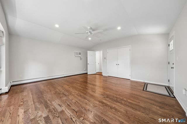 10 Wells Avenue, Stamford, CT 06902