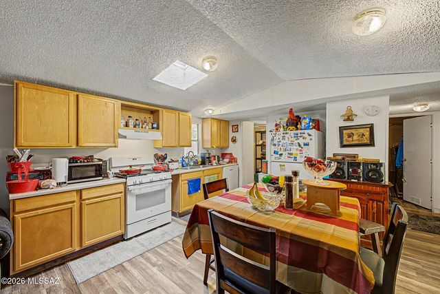 1325 W Silverlake Rd Spc 36, Tucson, AZ 85713