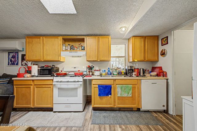 1325 W Silverlake Rd Spc 36, Tucson, AZ 85713