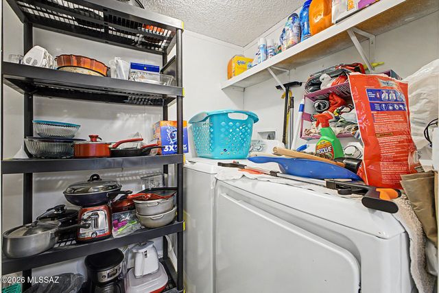 1325 W Silverlake Rd Spc 36, Tucson, AZ 85713