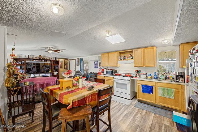 1325 W Silverlake Rd Spc 36, Tucson, AZ 85713