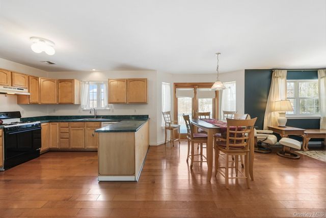 70 Woodland Road, Monroe, NY 10950