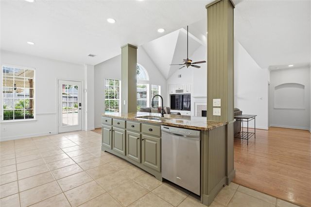 4415 Towering Oak Court, Houston, TX 77059