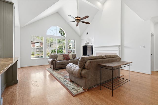 4415 Towering Oak Court, Houston, TX 77059