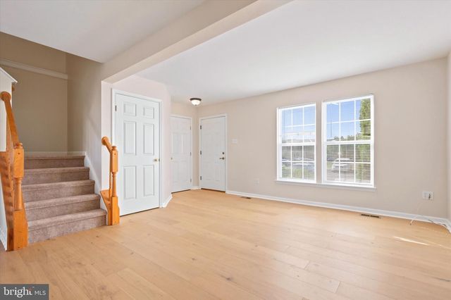 1282 HUNTER LN, Perkiomenville, PA 18074