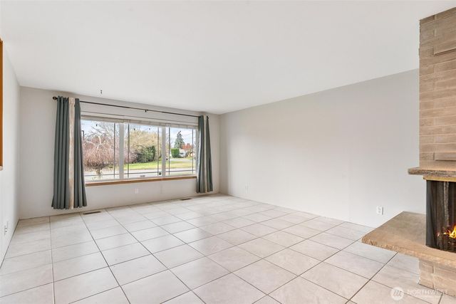 116 T Street NE, Auburn, WA 98002