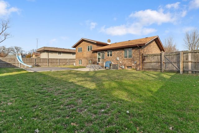 9536 Walnut Drive, Munster, IN 46321