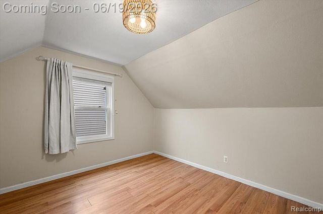 1186 Larkmoor Boulevard, Berkley, MI 48072
