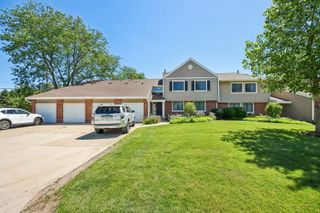 124 W Morningside Lane 124, Buffalo Grove, IL 60089