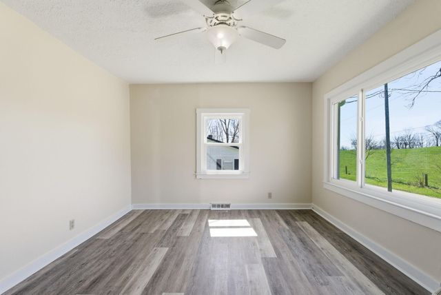 1495 Commonwealth, Cynthiana, KY 41031