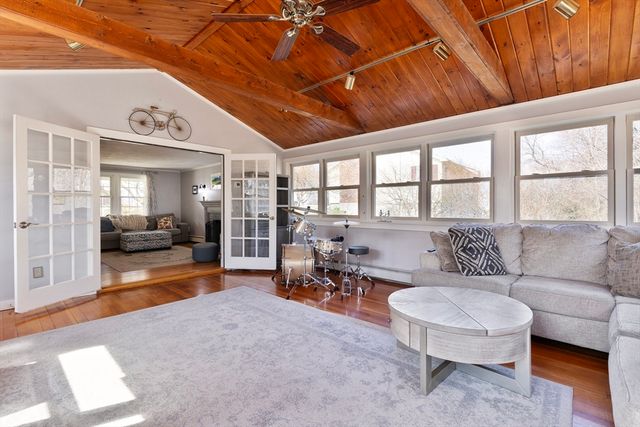 97 Francis Ave, Shrewsbury, MA 01545