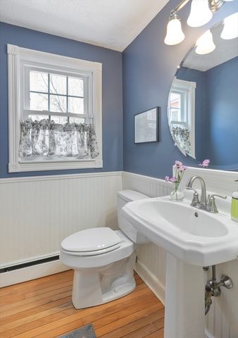 97 Francis Ave, Shrewsbury, MA 01545