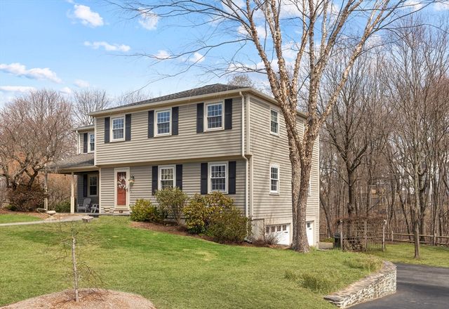 97 Francis Ave, Shrewsbury, MA 01545