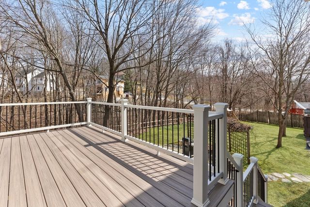 97 Francis Ave, Shrewsbury, MA 01545