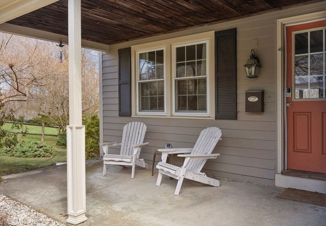 97 Francis Ave, Shrewsbury, MA 01545