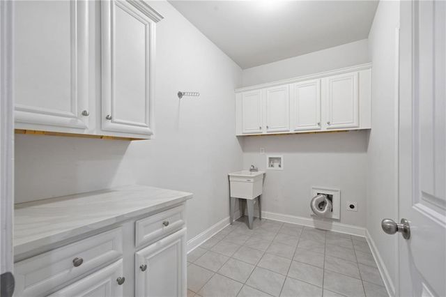 3795 Gardenside Court, Alpharetta, GA 30004