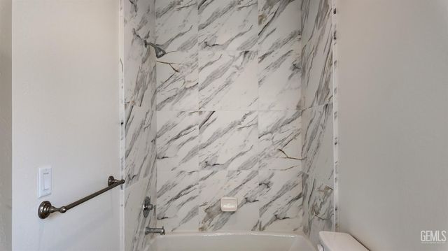 7503 Cryosphere Street, Bakersfield, CA 93311