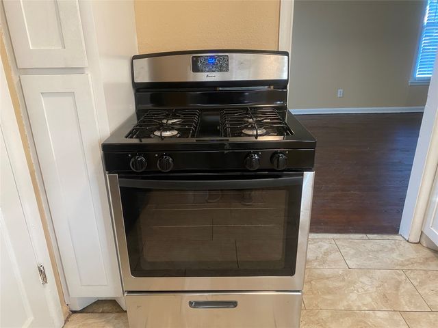 10421 Desdemona Drive, Dallas, TX 75228