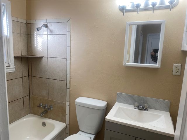 10421 Desdemona Drive, Dallas, TX 75228