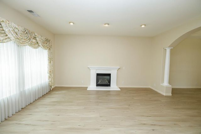 3513 Aristides Dr, Modesto, CA 95355
