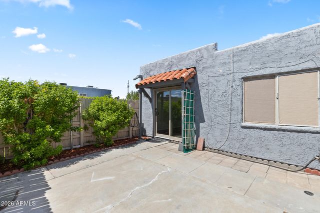 5320 W SHEENA Drive, Glendale, AZ 85306