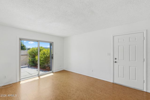 5320 W SHEENA Drive, Glendale, AZ 85306