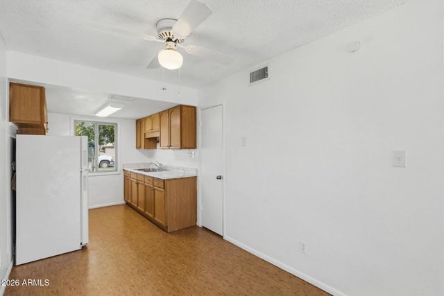 5320 W SHEENA Drive, Glendale, AZ 85306
