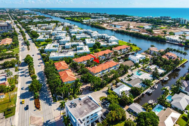 813 Estancia Way, Boynton Beach, FL 33435