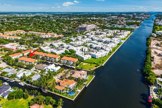 813 Estancia Way, Boynton Beach, FL 33435