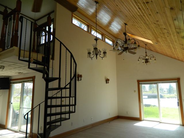 22951 Riverside Drive, Mendon, MI 49072
