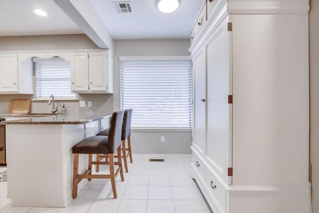 1332 Chimney Hill Road, Yukon, OK 73099