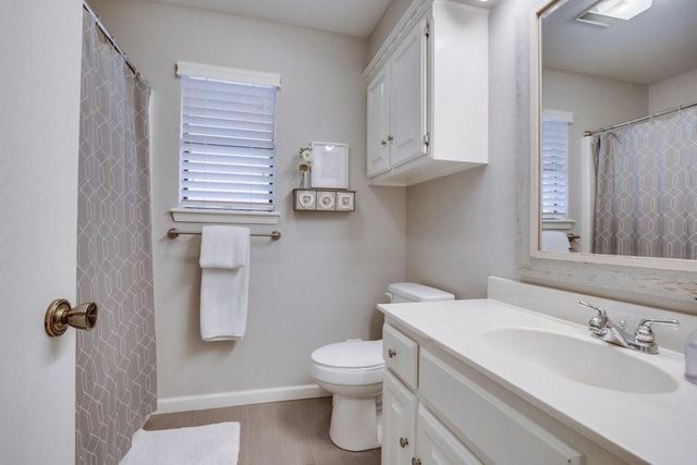 1332 Chimney Hill Road, Yukon, OK 73099