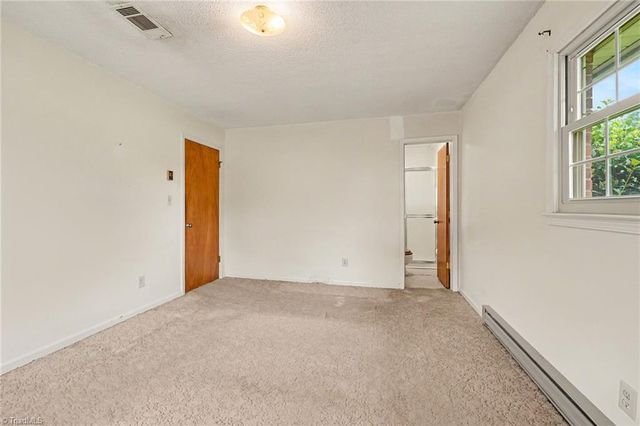 136 Beckford Drive, Lexington, NC 27295