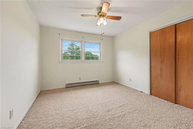 136 Beckford Drive, Lexington, NC 27295