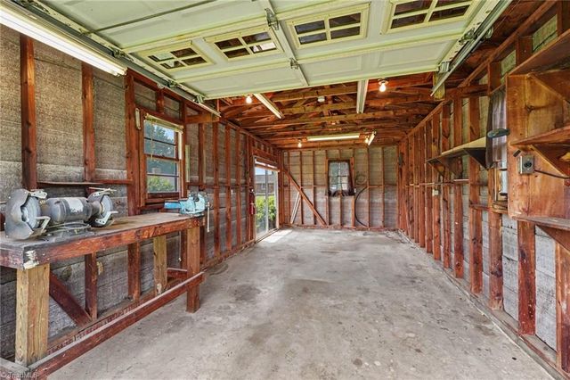 136 Beckford Drive, Lexington, NC 27295