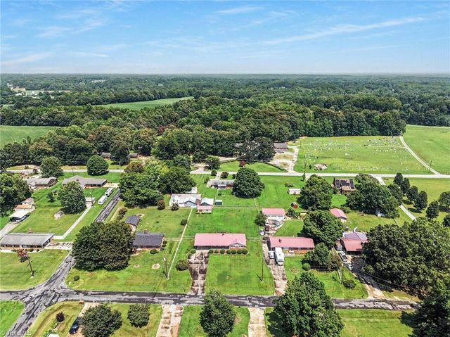 136 Beckford Drive, Lexington, NC 27295