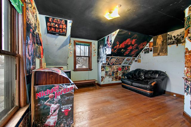 4850 162nd Street, Oak Forest, IL 60452